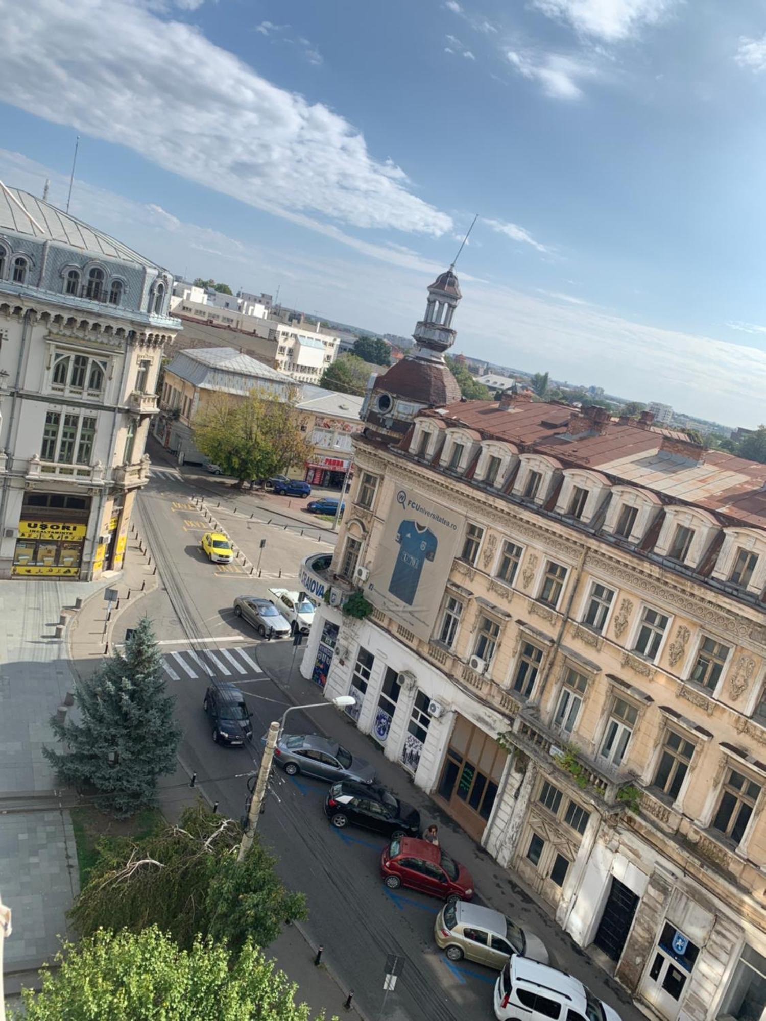Minerva Ultracentral Apartment Craiova Exterior photo